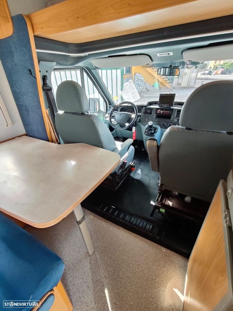 Ford Transit - 8