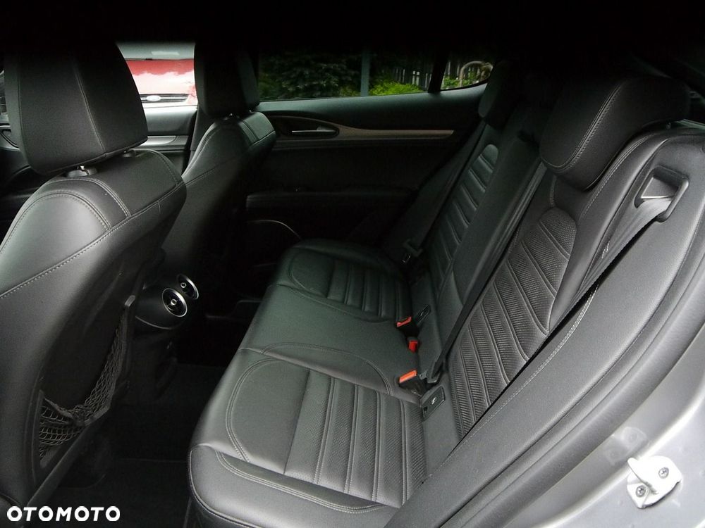 Alfa Romeo Stelvio 2.2 16V AT8 Q4 Super - 34