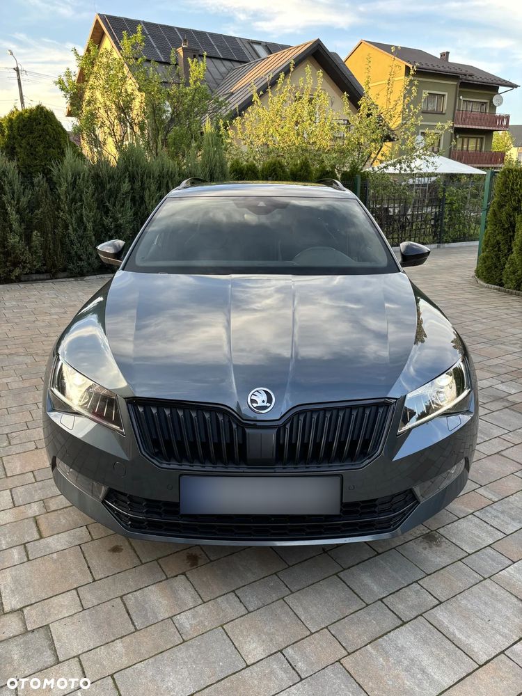 Skoda Superb 2.0 TDI SCR Sportline DSG - 4
