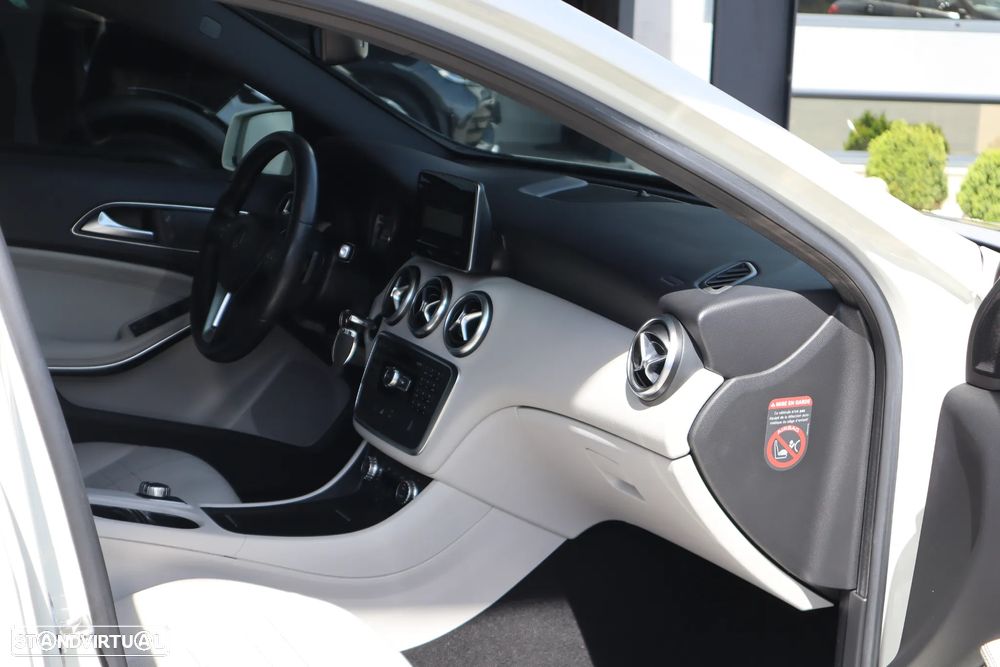 Mercedes-Benz A 180 CDI 7G-DCT Urban - 10