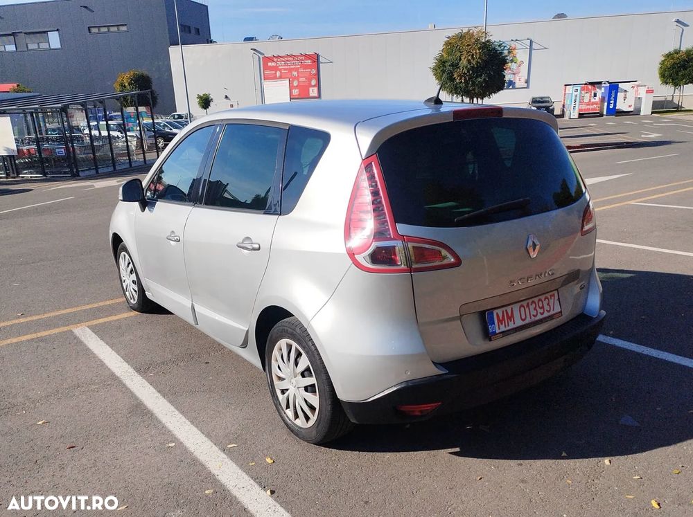 Renault Scenic 2011 photo 4