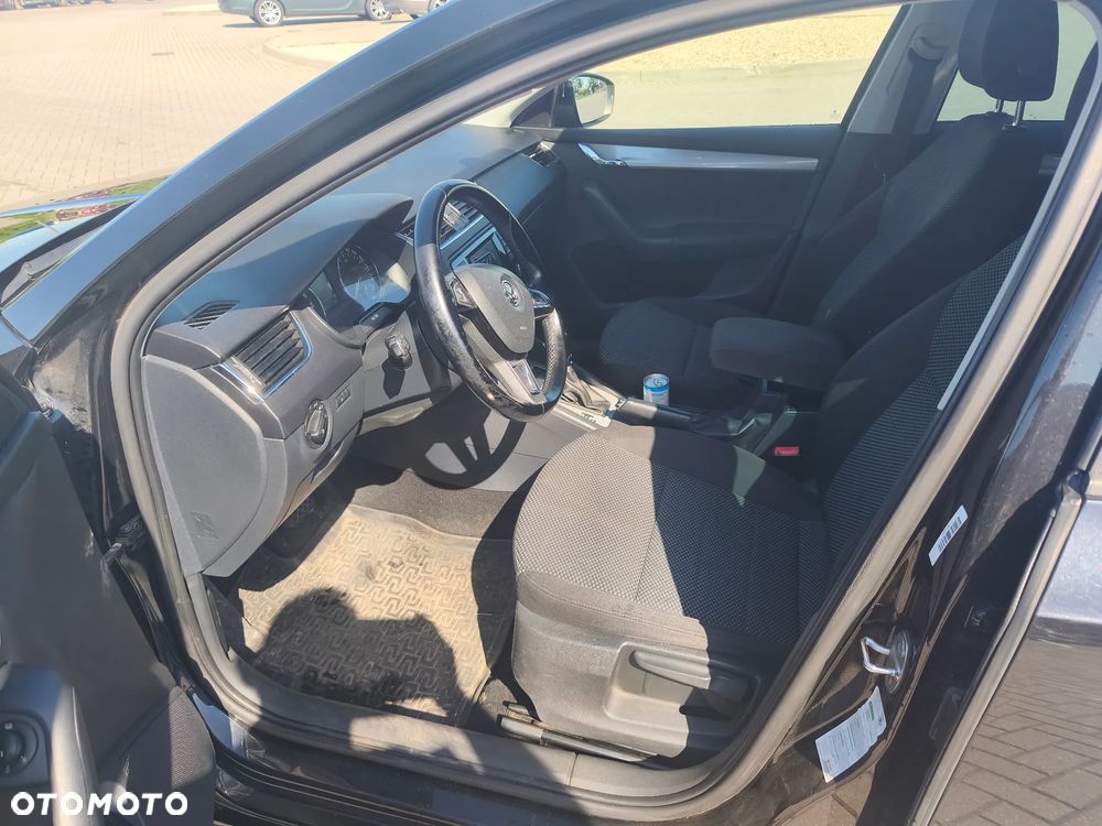 Skoda Octavia 2.0 TDI Ambition DSG - 15