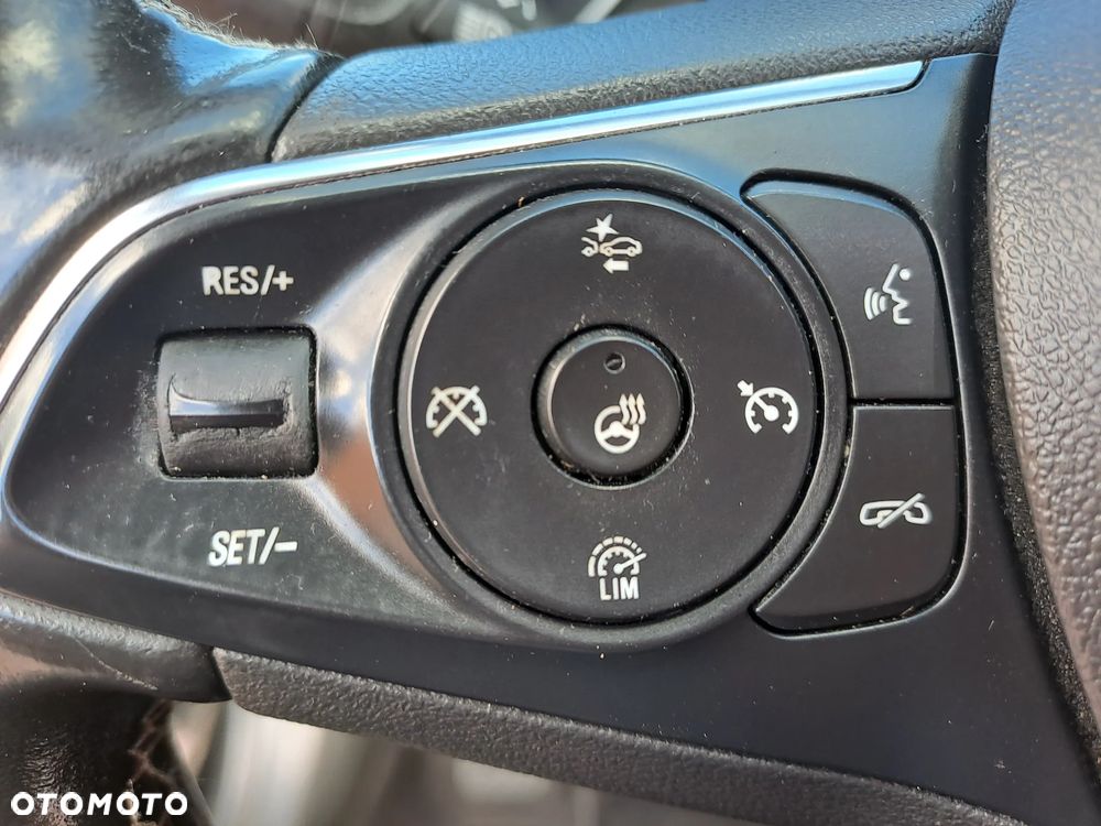 Opel Insignia 2.0 CDTI Innovation S&S - 35