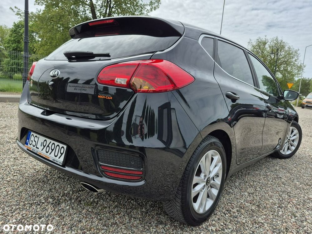 Kia Ceed - 15