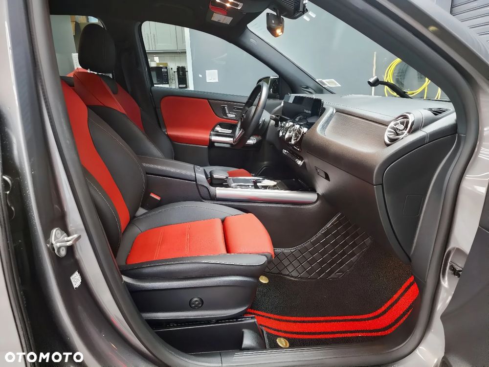 Mercedes-Benz GLA 250 8G-DCT AMG Line - 9