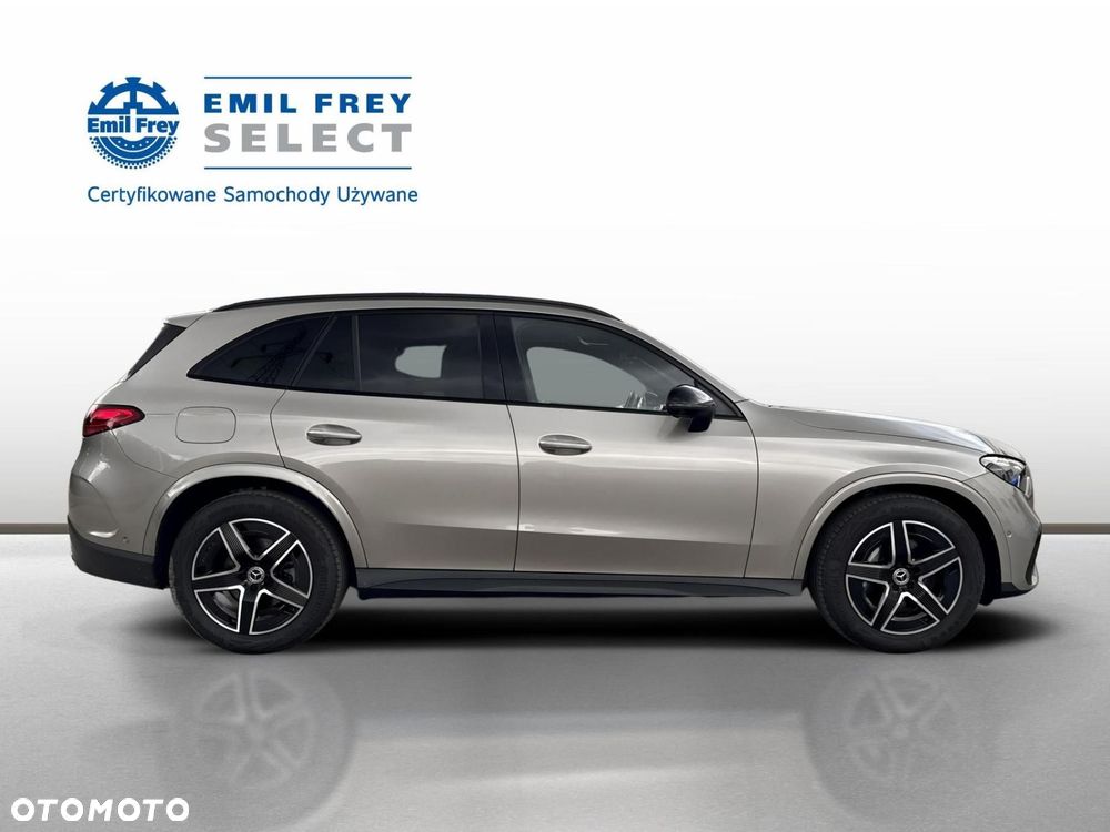 Mercedes-Benz GLC - 7