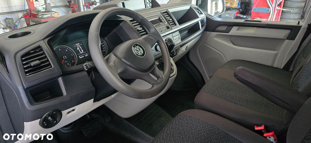 Volkswagen Transporter L2H1 Plus Comfortline DSG - 16