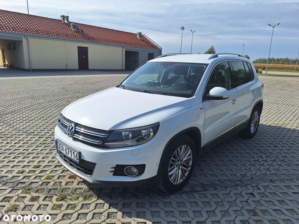 Volkswagen Tiguan - 1