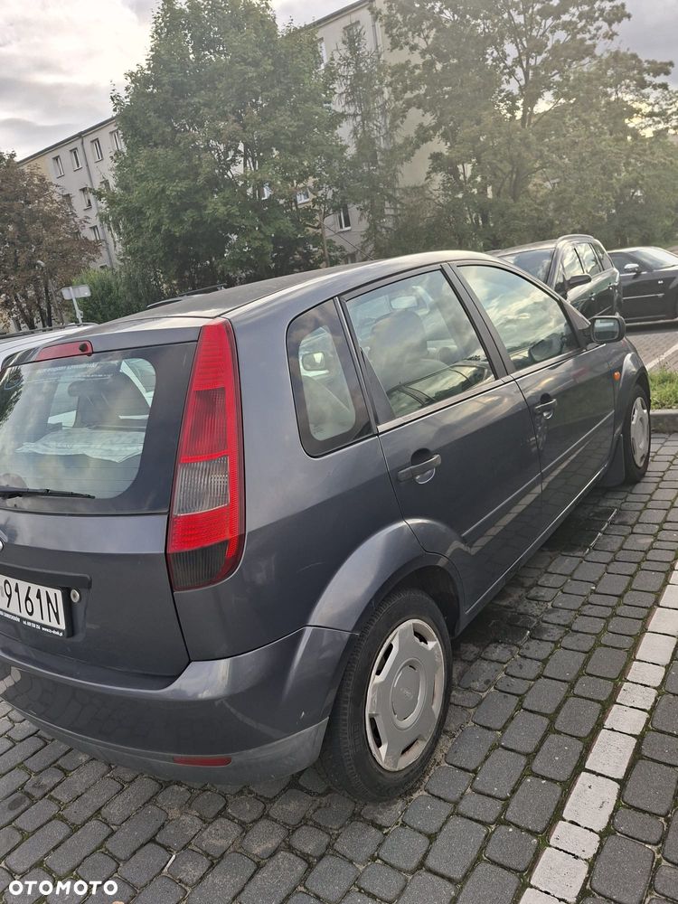 Ford Fiesta 1.3 - 5