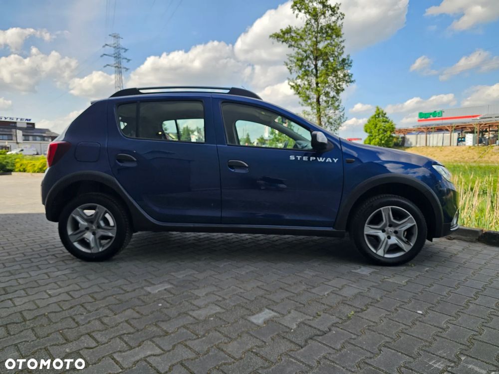 Dacia Sandero TCe 90 Celebration - 15