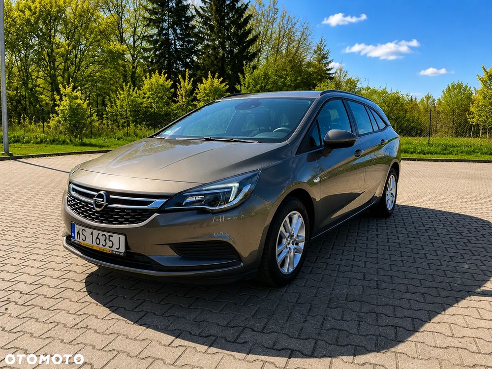Opel Astra - 1