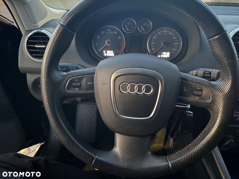 Audi A3 Sportback - 13
