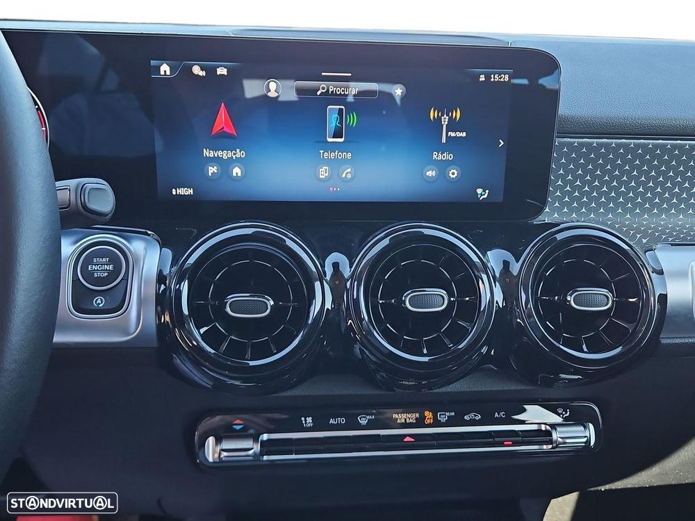 Mercedes-Benz GLB 180 d Style - 18