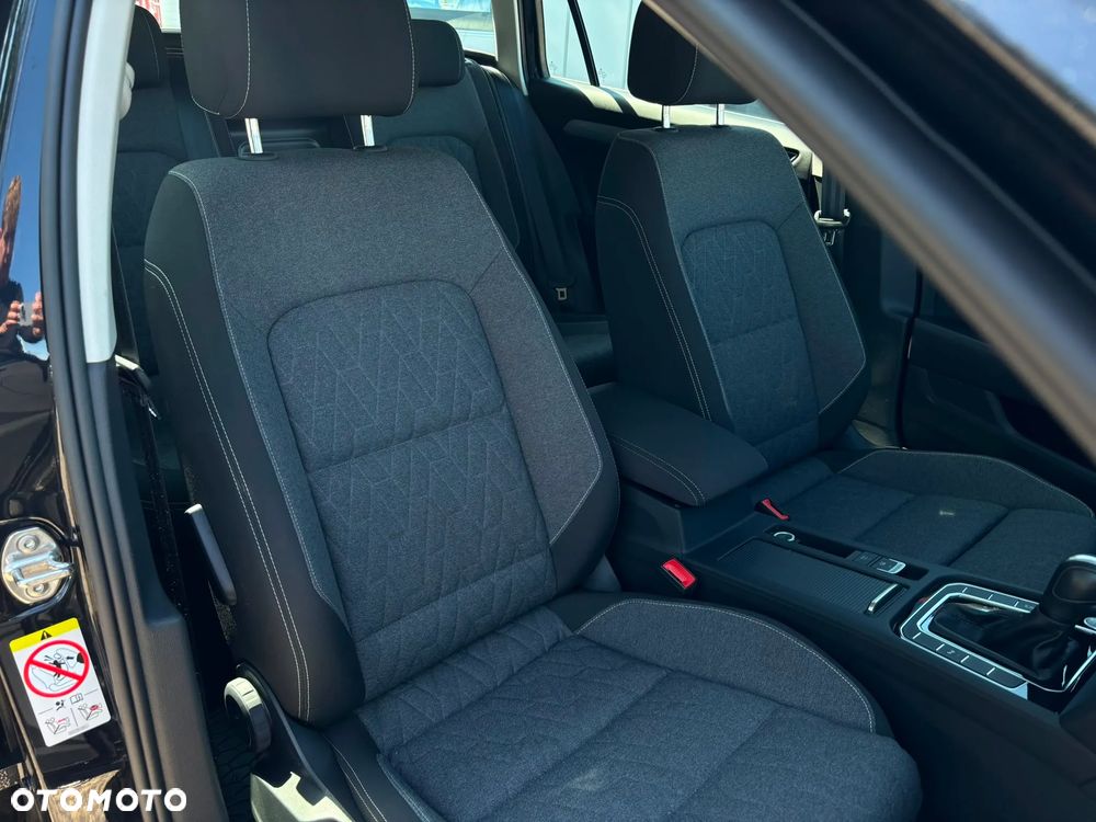 Volkswagen Passat 1.5 TSI EVO Business DSG - 17