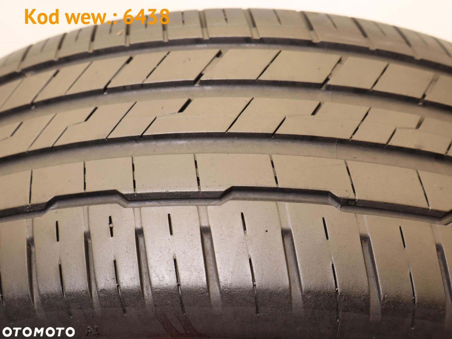 Hankook Ventus S1 evo3 SUV - 235/60 R18 - 8