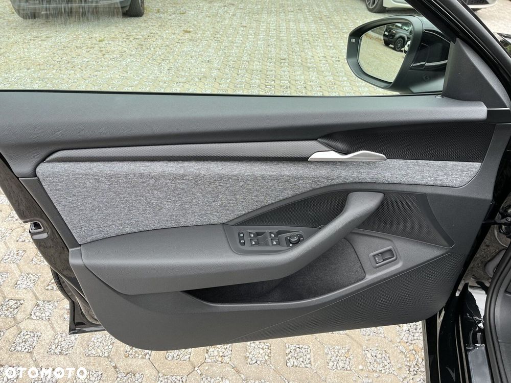 Skoda Superb 2.0 TDI SCR 4x4 Edition 130 DSG - 11