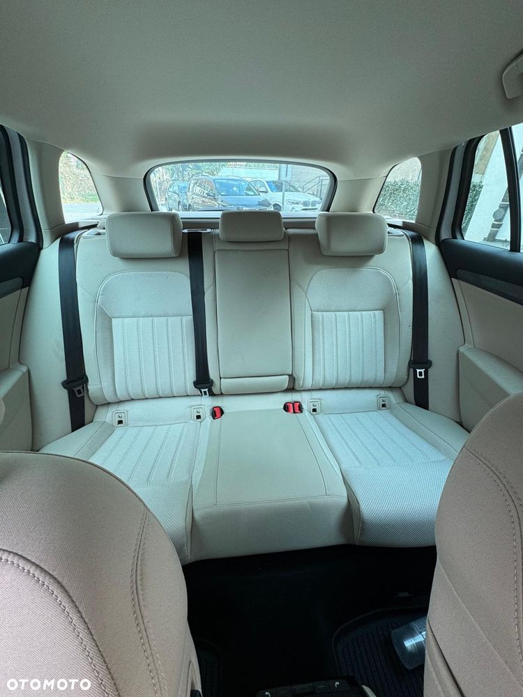 Skoda Superb 2.0 TDI SCR Style DSG - 8