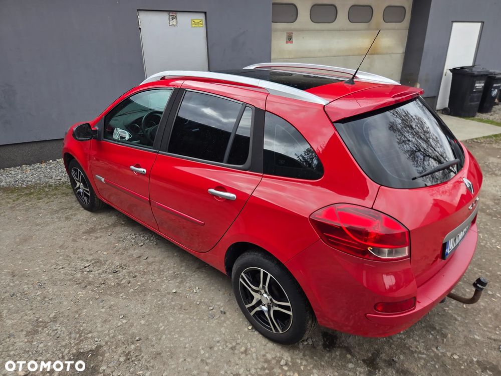 Renault Clio 1.2 16V 75 Expression - 9