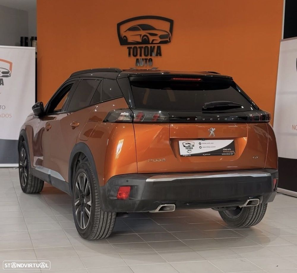 Peugeot 2008 1.2 PureTech GT EAT8 - 4