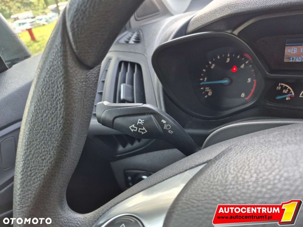 Ford TRANSIT CONNECT - 25