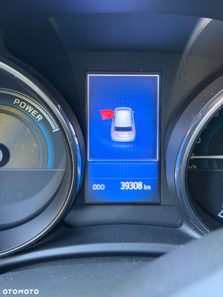 Toyota Auris - 5