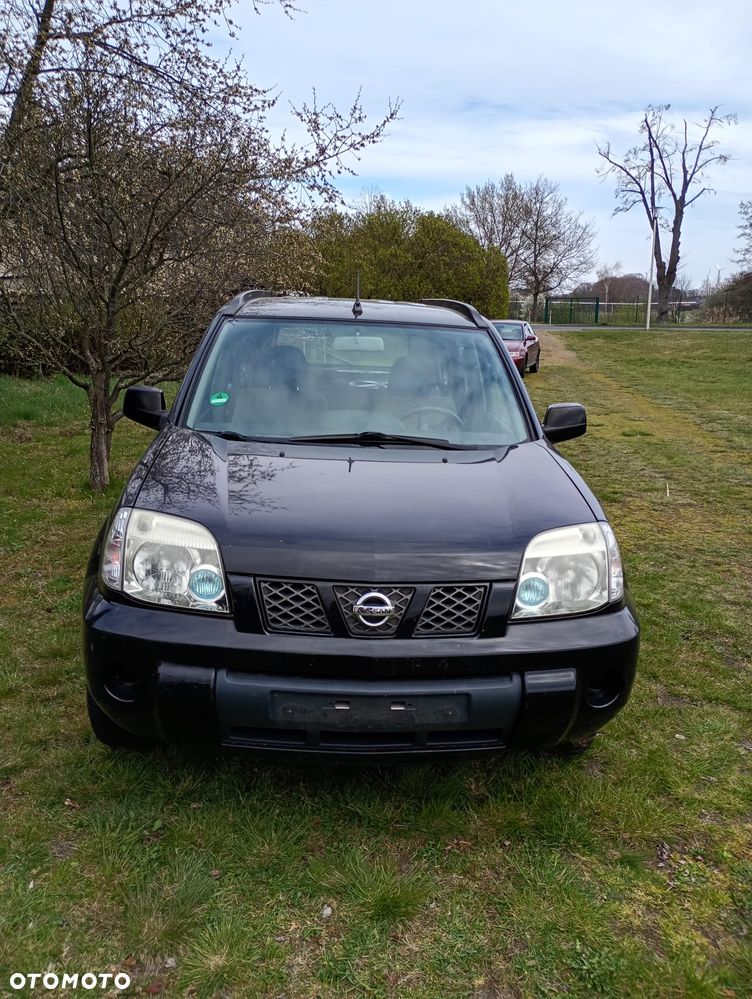 Nissan X-Trail - 1