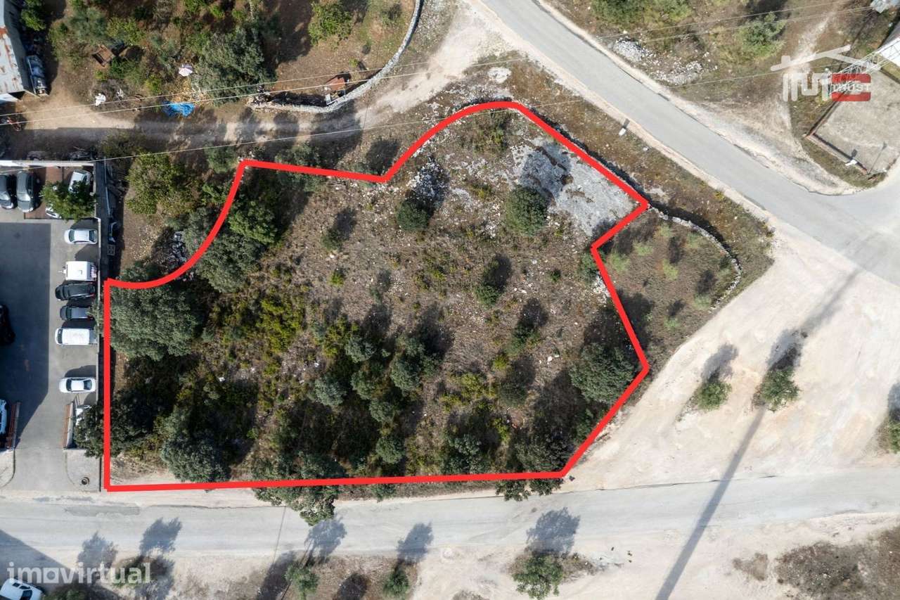 Terreno Rústico com Viabilidade de Construção em Eira da Pedra - Grande imagem: 2/9