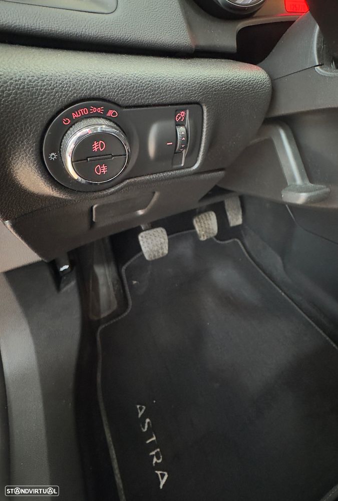 Opel Astra GTC 1.6 CDTi S/S - 9