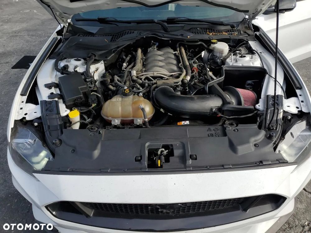 Ford Mustang 5.0 V8 GT - 11