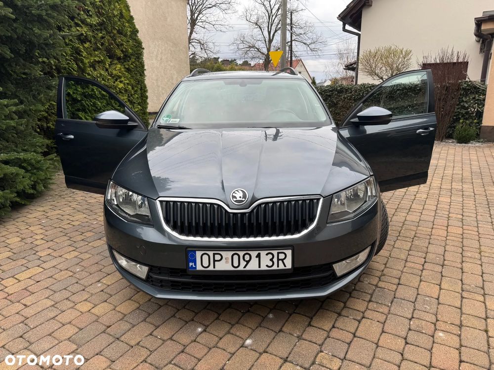 Skoda Octavia 2.0 TDI DSG Ambition - 11