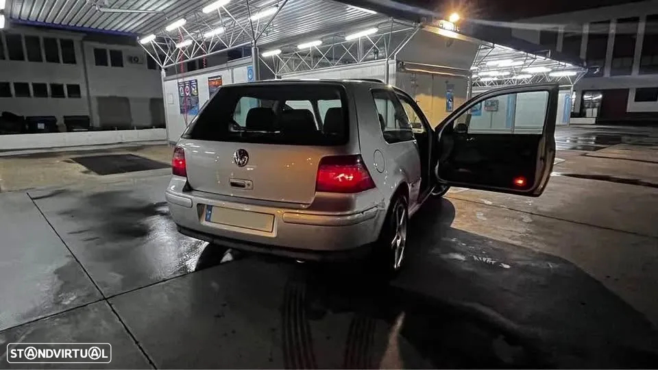 VW Golf 1.9 TDi Highline - 3