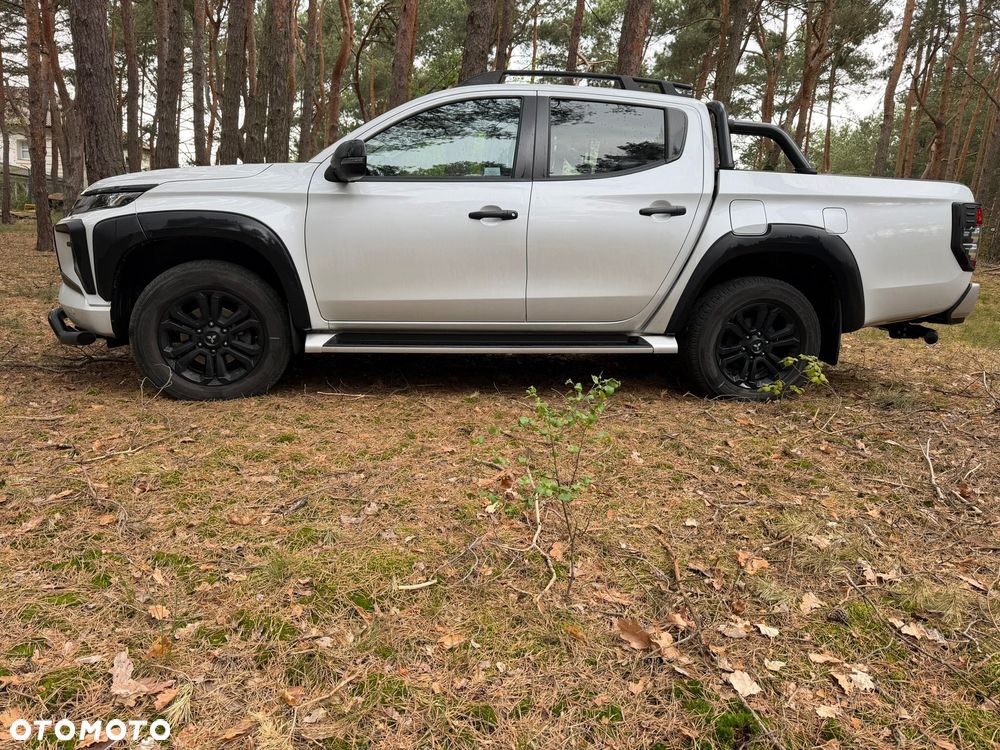 Mitsubishi L200 2.2 d DC Stark Basic - 14
