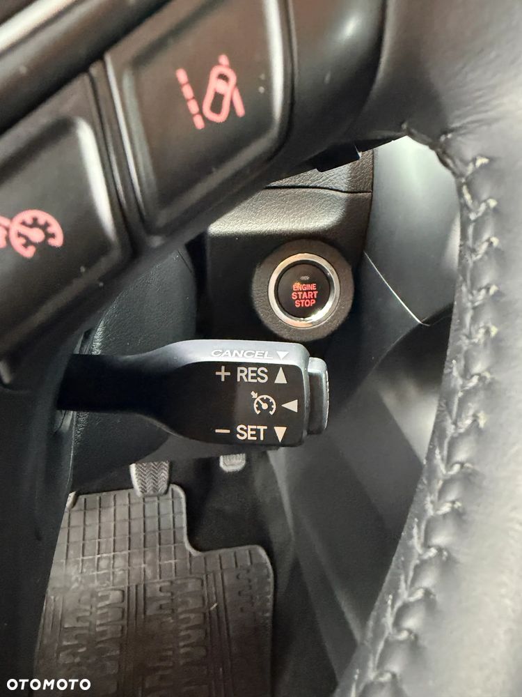 Toyota Verso 1.8 Premium 7os - 23