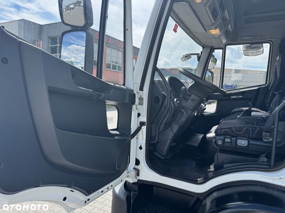 Iveco Eurocargo 190EL28 IZOTERMA 21palet WINDA Import Francja - 37