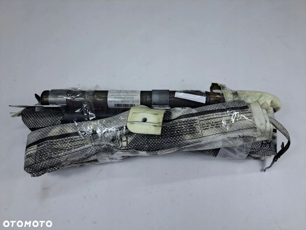 CHRYSLER 300C LANCIA THEMA KURTYNA PRAWA - 1