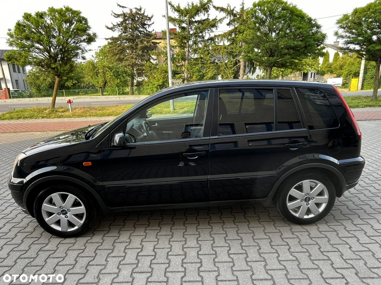 Ford Fusion - 2