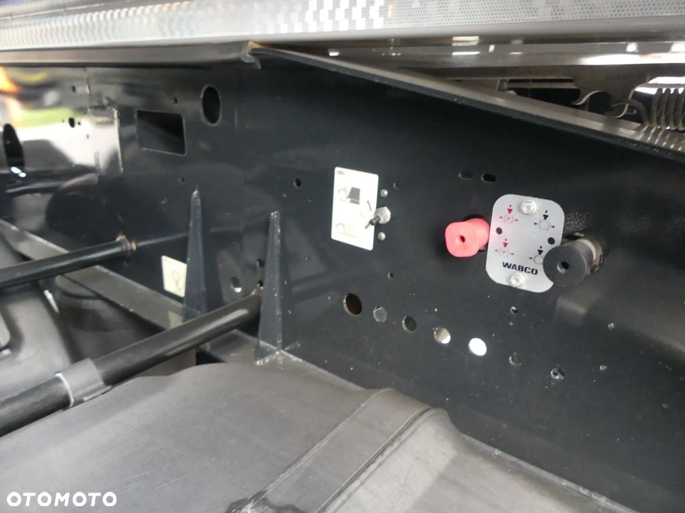 Meiller WYWROTKA STALOWA 26m3/ RYNNA / PRZEBIEG 130 TYS KM / - 19