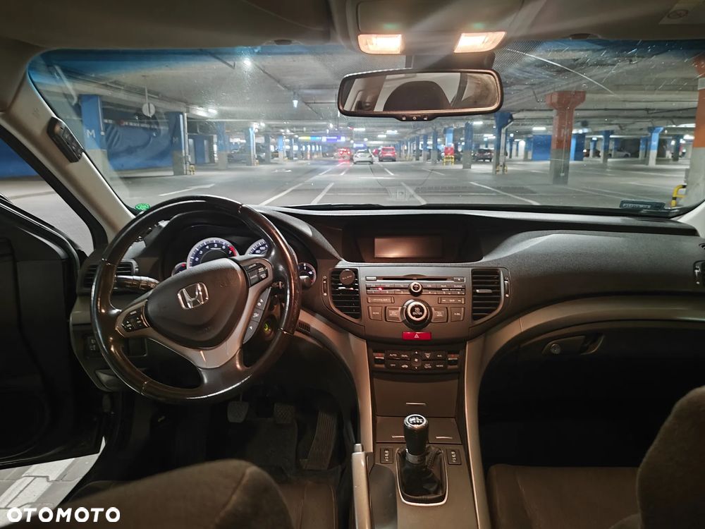 Honda Accord 2.0 Elegance - 11