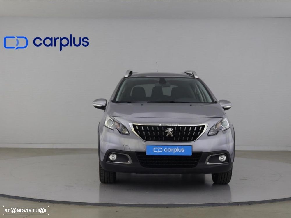 Peugeot 2008 1.2 PureTech Signature — fotografia 3