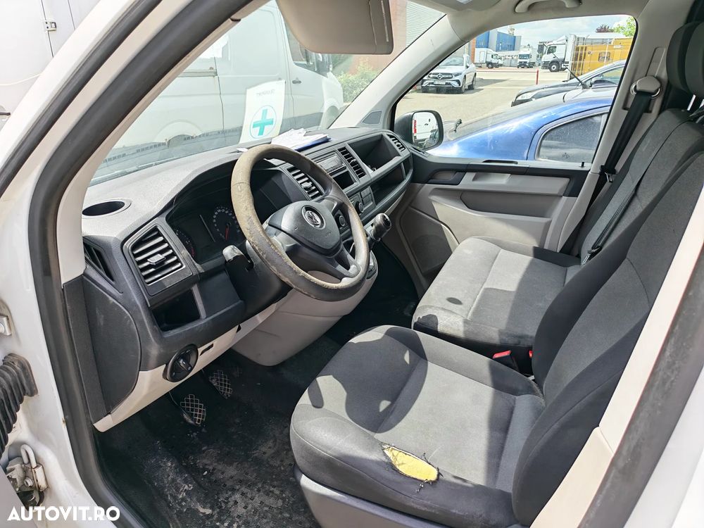 Volkswagen Transporter - 7