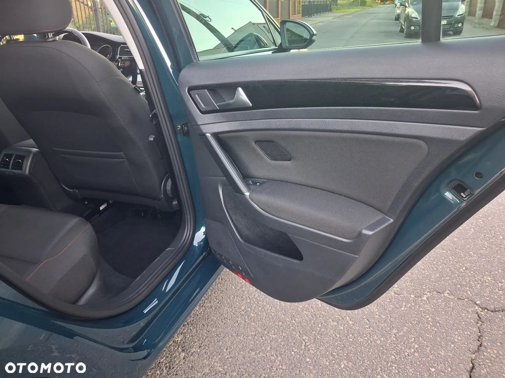 Volkswagen Golf 1.4 TSI BMT Comfortline - 9
