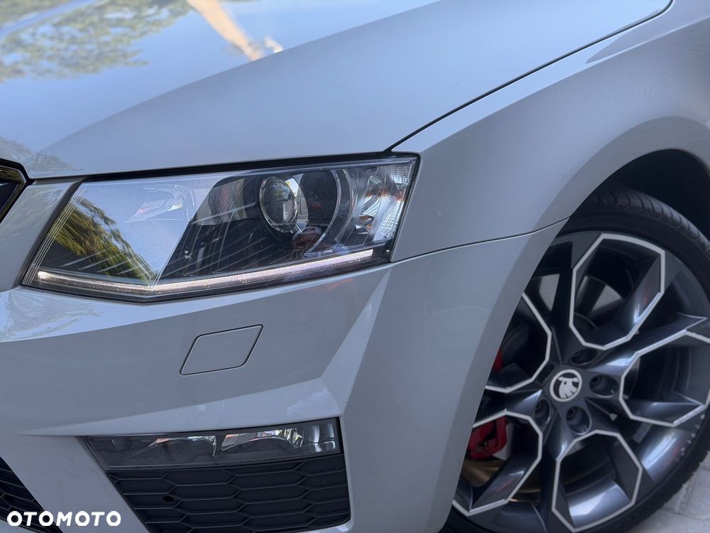 Skoda Octavia 2.0 TDI RS Challenge DSG - 17