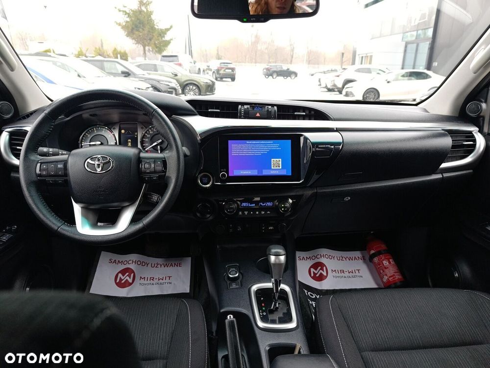Toyota Hilux 2.8 D-4D mHEV Double Cab Executive 4x4 - 22