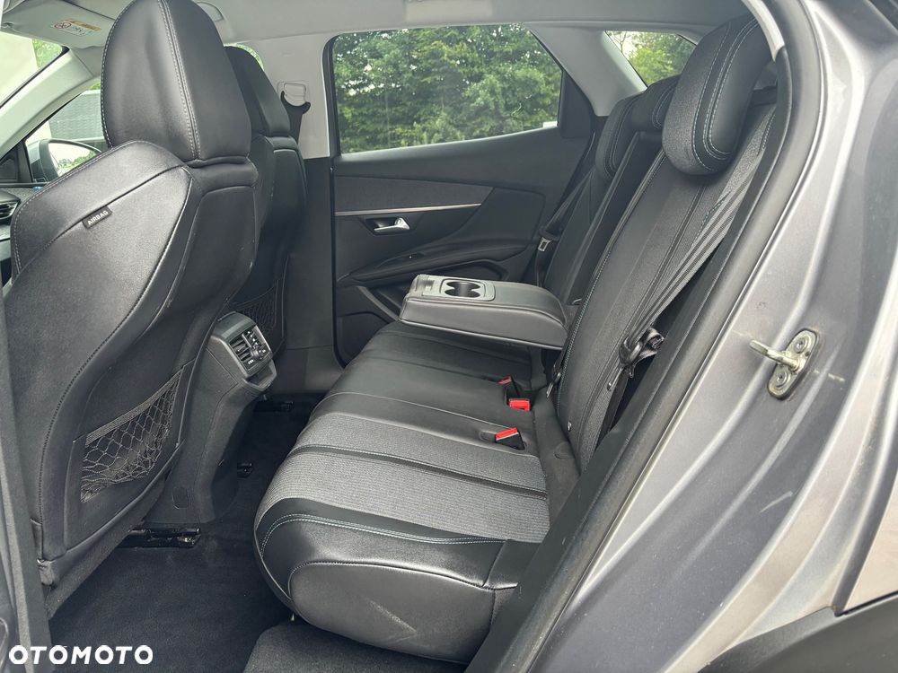 Peugeot 3008 1.6 BlueHDi Allure S&S EAT6 - 8