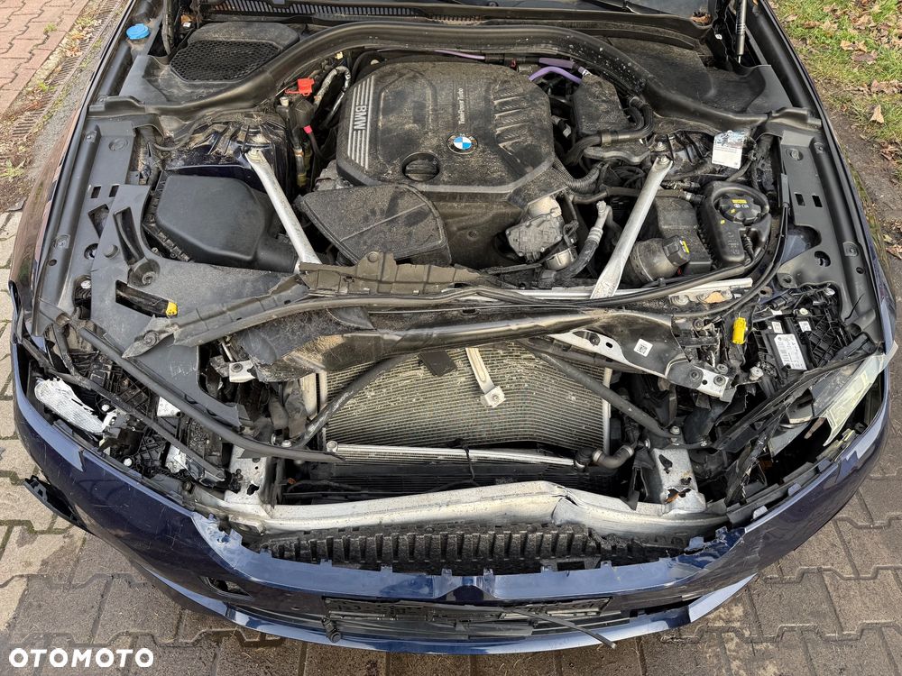 BMW Seria 5 520d Efficient Dynamics - 18