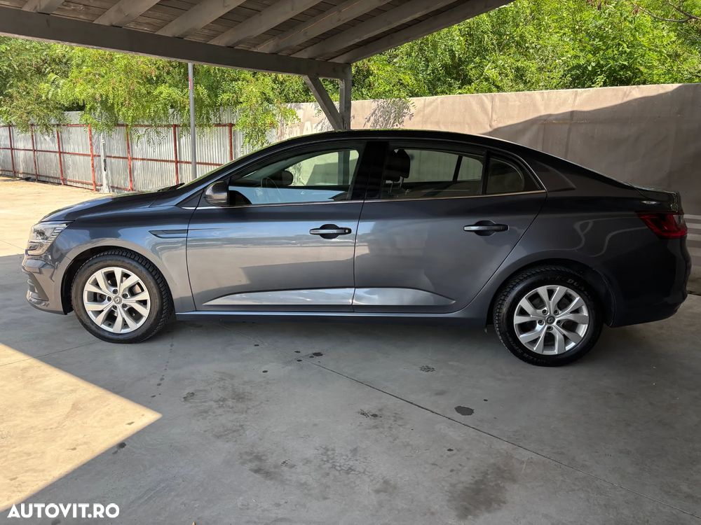 Renault Megane TCe 140 GPF LIMITED - 9