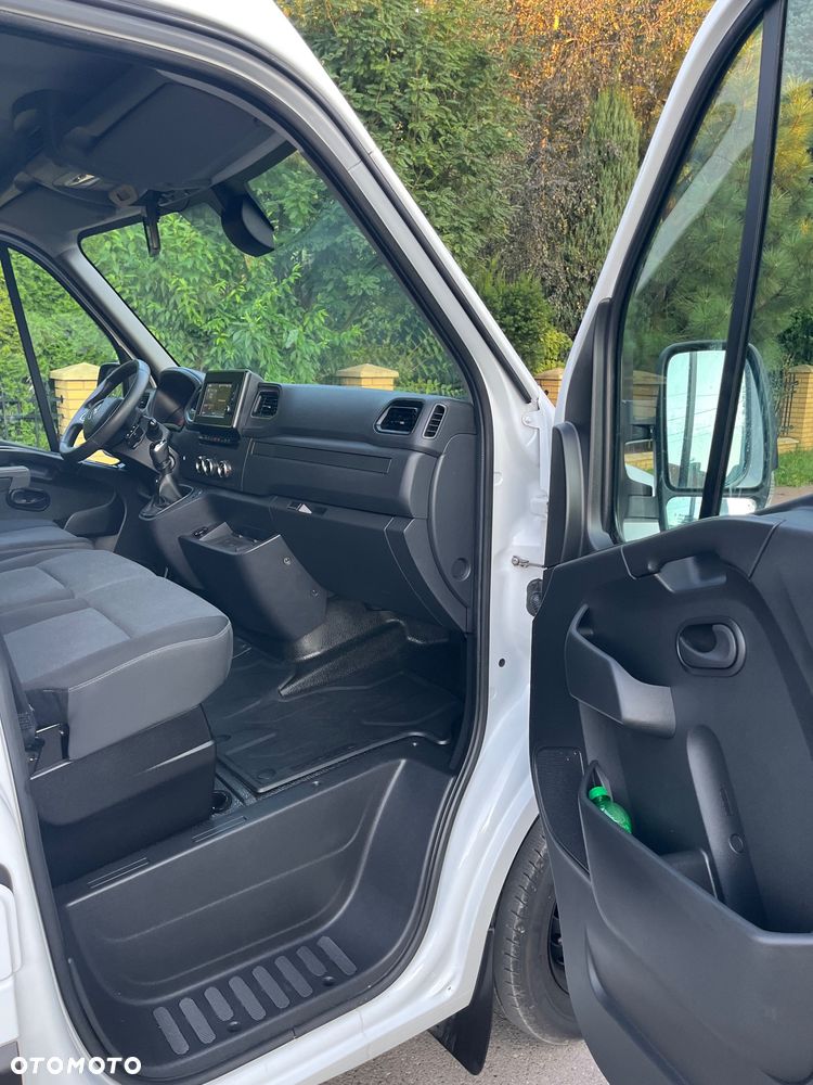 Renault Master - 18