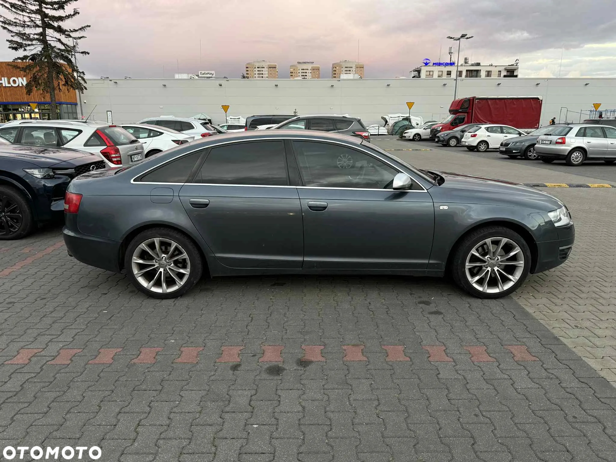 Audi A6 - 12