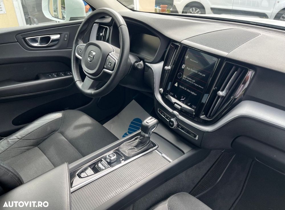 Volvo XC 60 D4 Momentum - 13