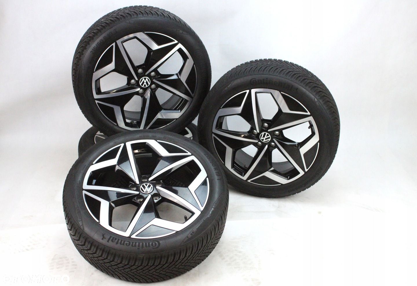 KOŁA FELGI ALUMINIOWE 19" VW ID.3 7,5J 215/50/R19 CONTINENTAL ALLSEASON - 1